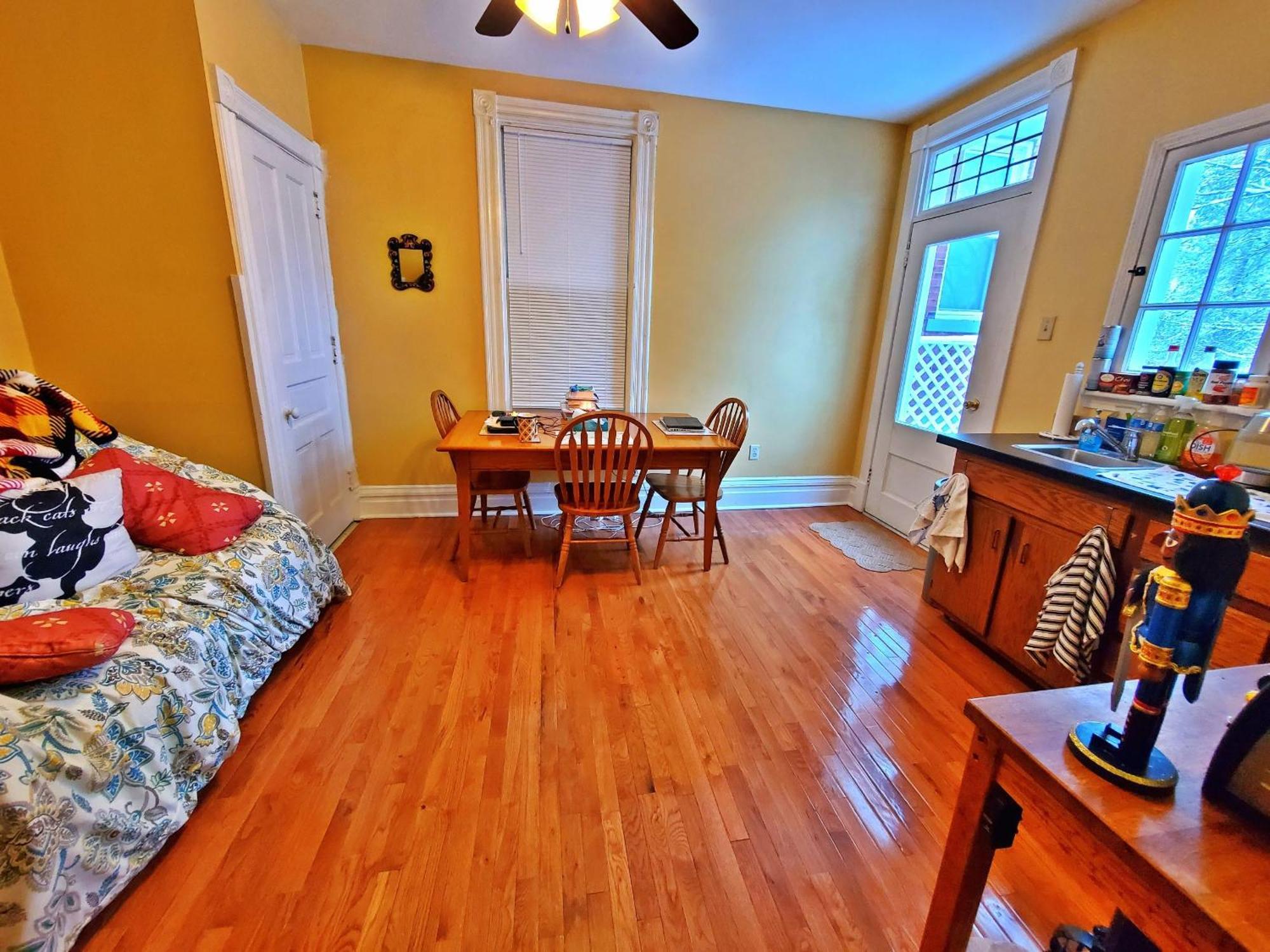 Point Breeze Guest House พิตต์สเบิร์ก ภายนอก รูปภาพ